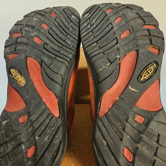 KEEN Presidio Red Leather Hiking Sneaker - Picture 6 of 6